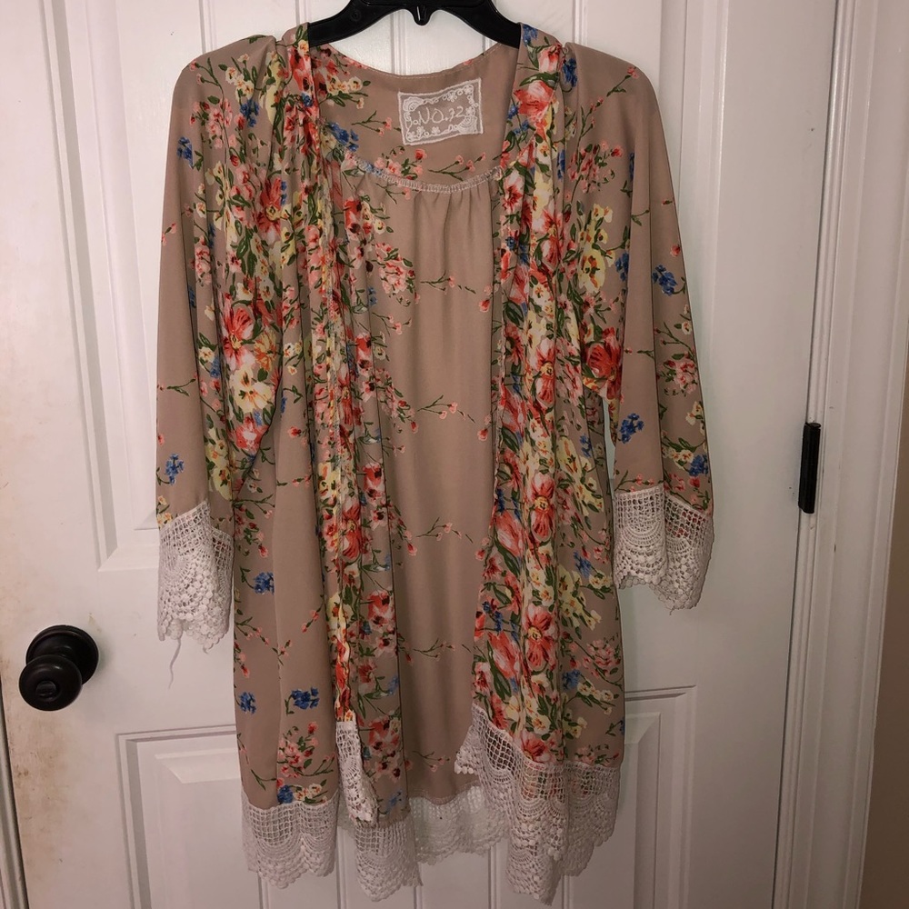 Floral kimono